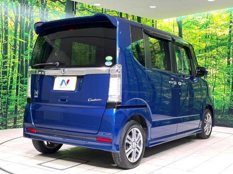 N BOX CUSTOM