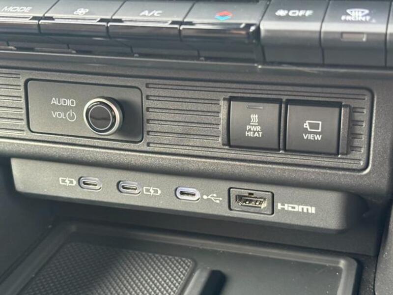 LAND CRUISER 250