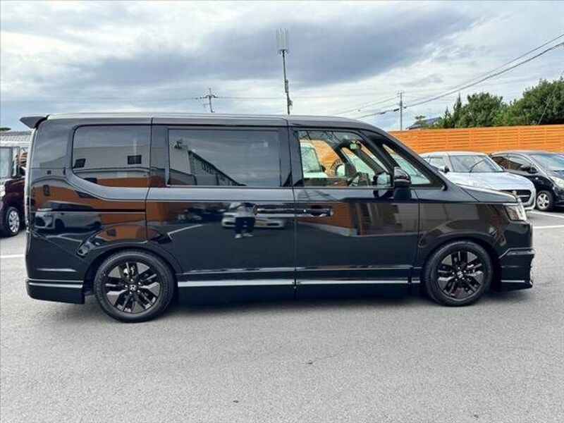 STEPWAGON SPADA