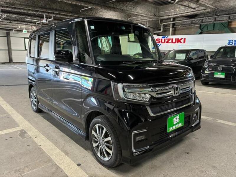 N BOX CUSTOM