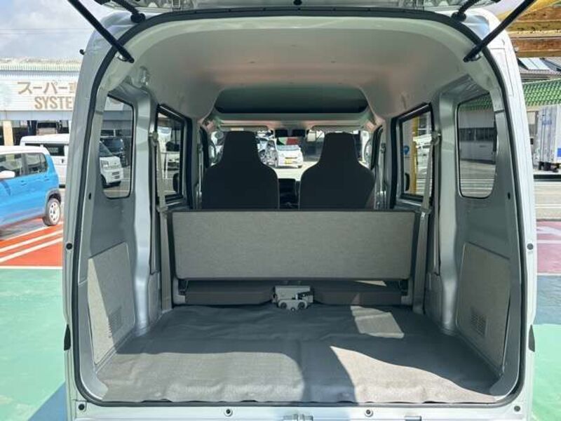 CLIPPER VAN