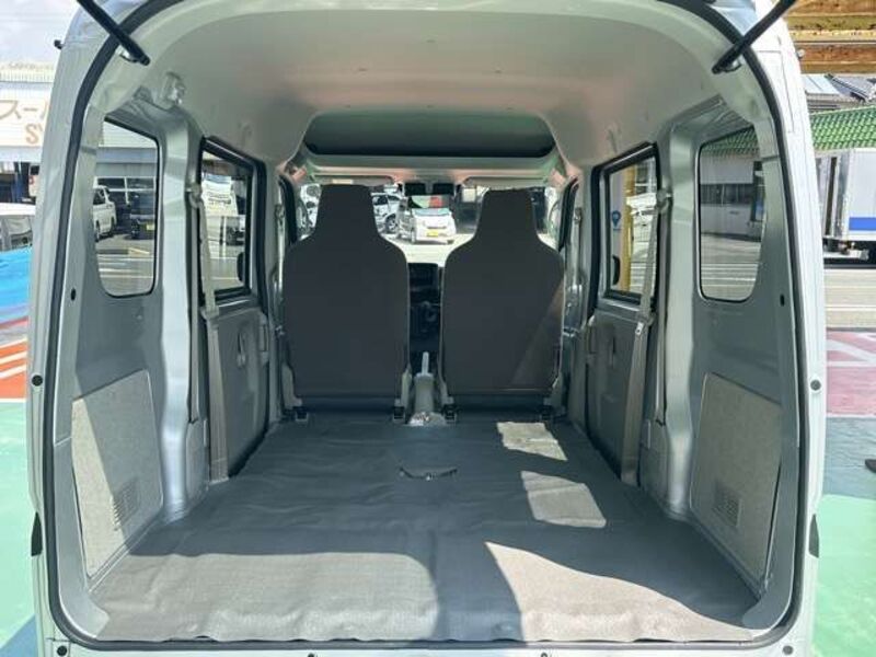 CLIPPER VAN