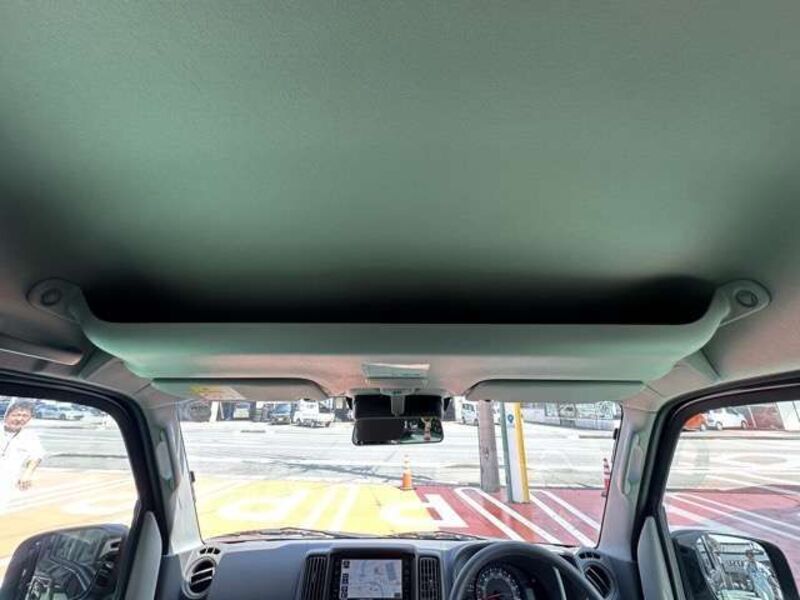 CLIPPER VAN