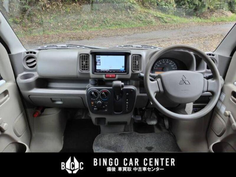 MINICAB VAN