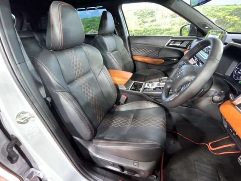 OUTLANDER PHEV