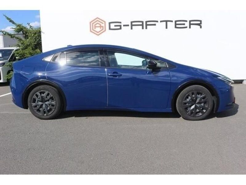 PRIUS PHV