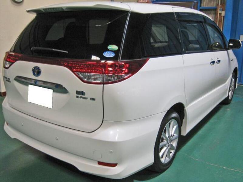 ESTIMA HYBRID