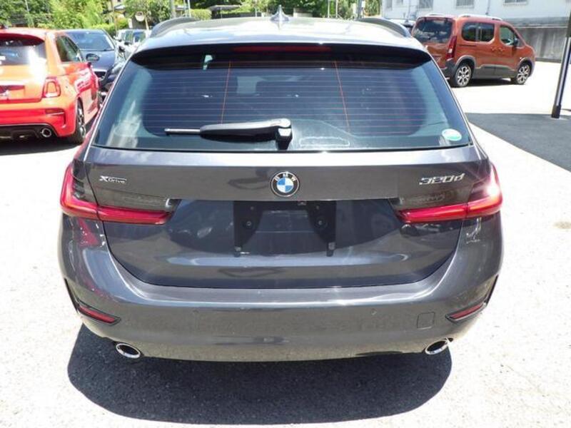 3 SERIES