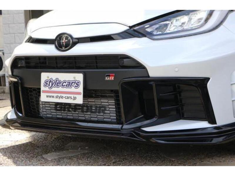 GR YARIS