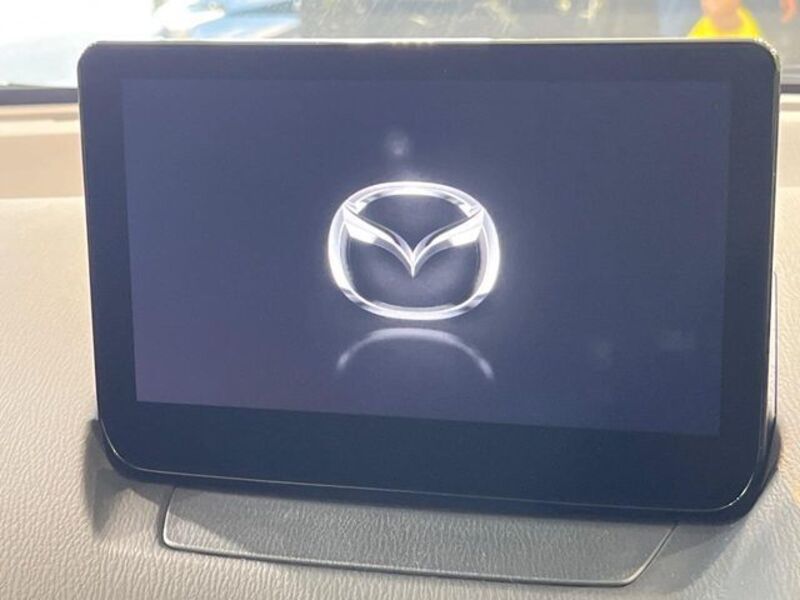 MAZDA2