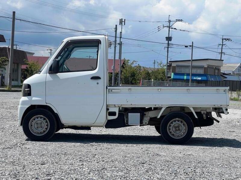 CLIPPER TRUCK