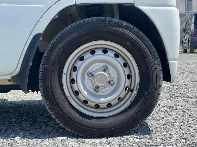 CLIPPER TRUCK