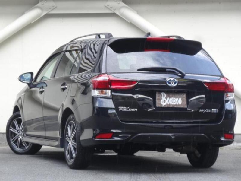 COROLLA FIELDER