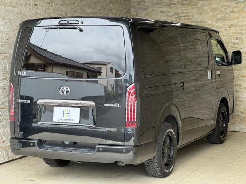 HIACE VAN