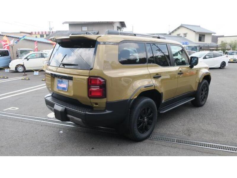 LAND CRUISER 250