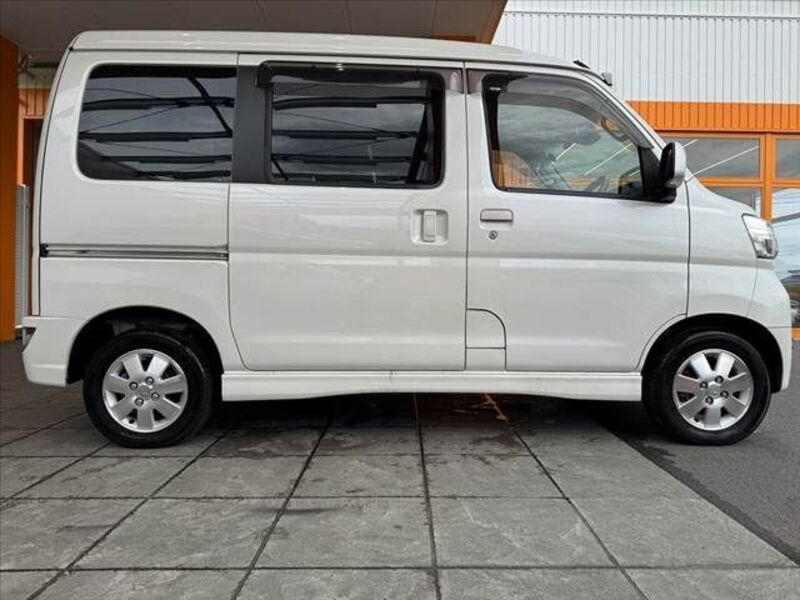 ATRAI WAGON