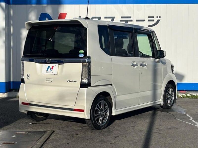 N BOX CUSTOM