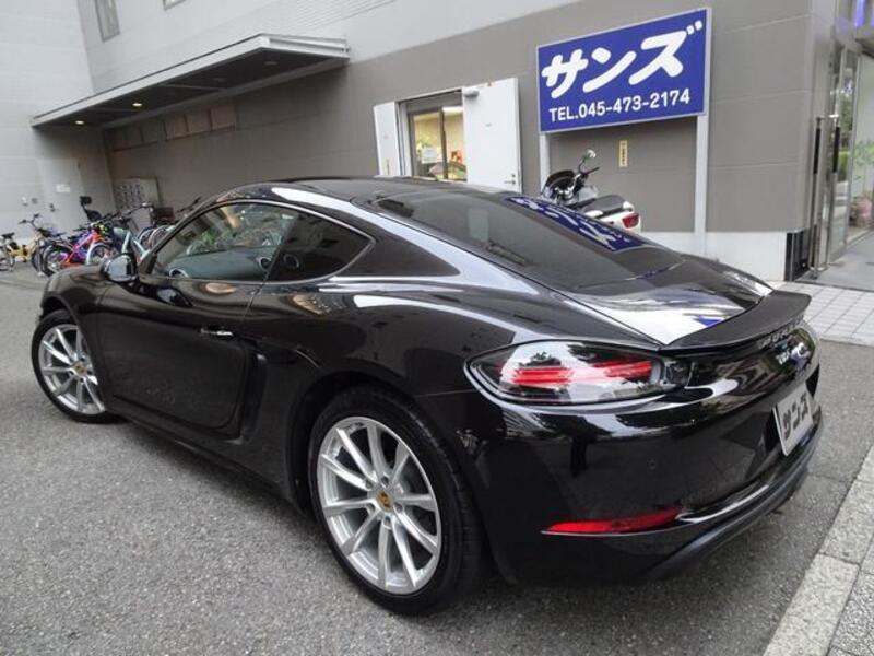 718 CAYMAN