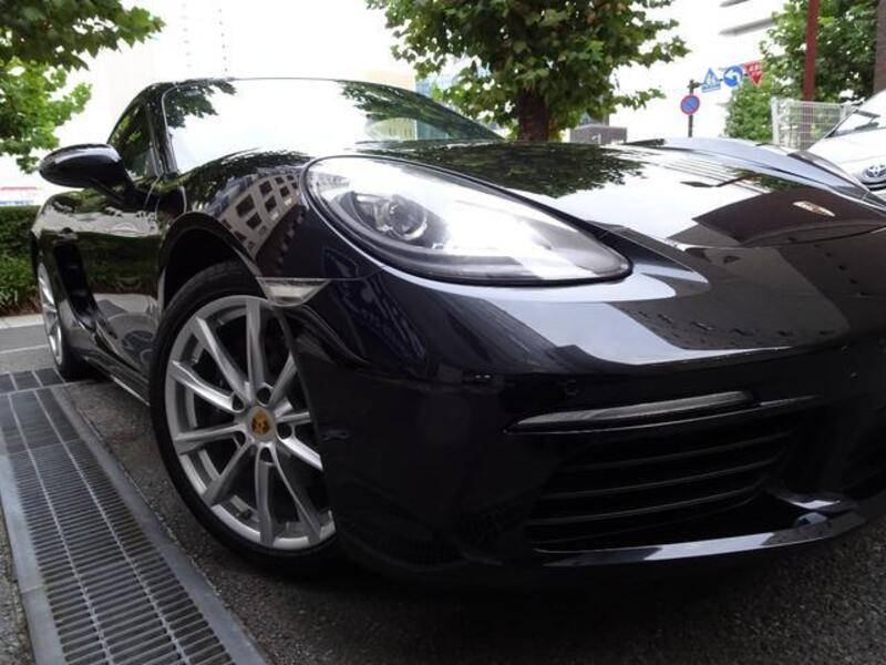 718 CAYMAN