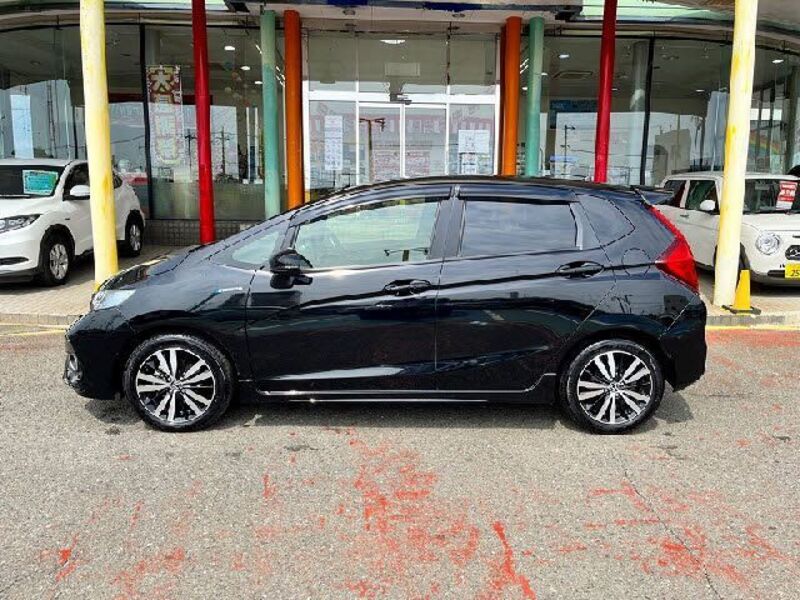 FIT HYBRID