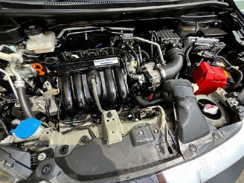 FIT HYBRID