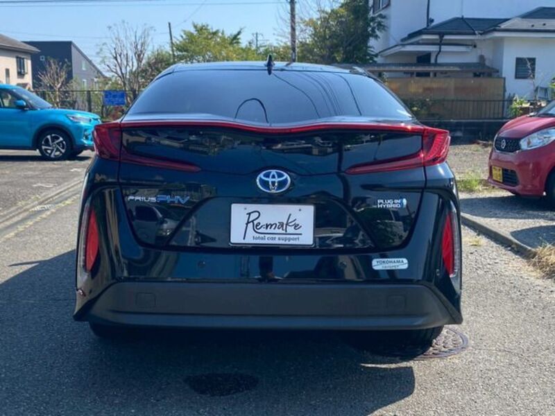 PRIUS PHV