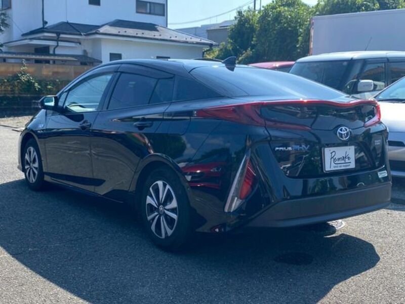 PRIUS PHV