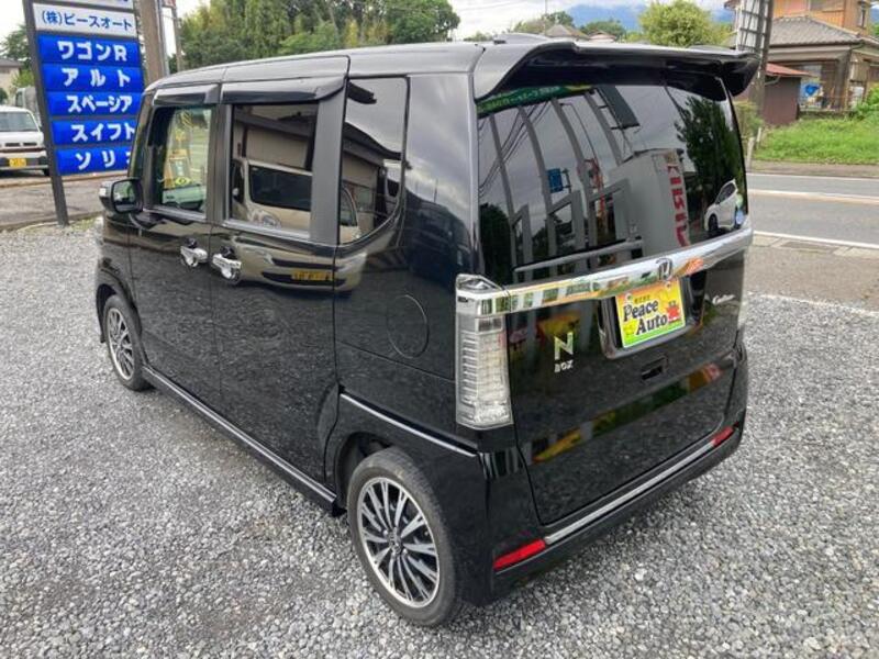 N BOX CUSTOM