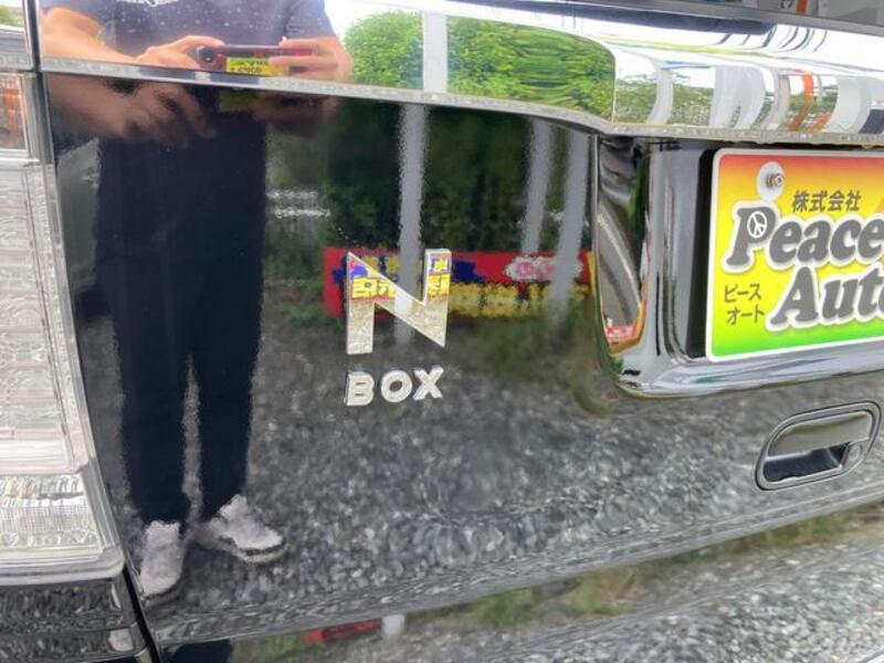 N BOX CUSTOM