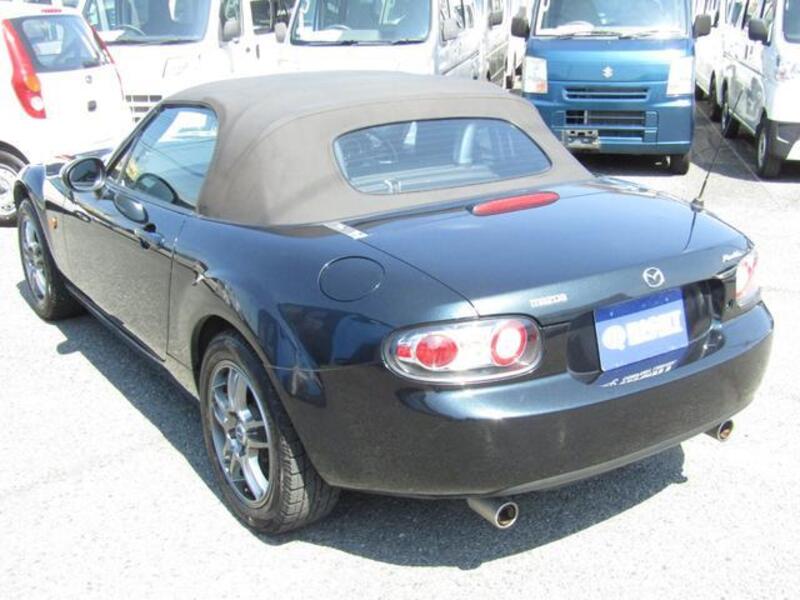 ROADSTER