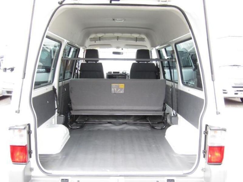 BONGO VAN