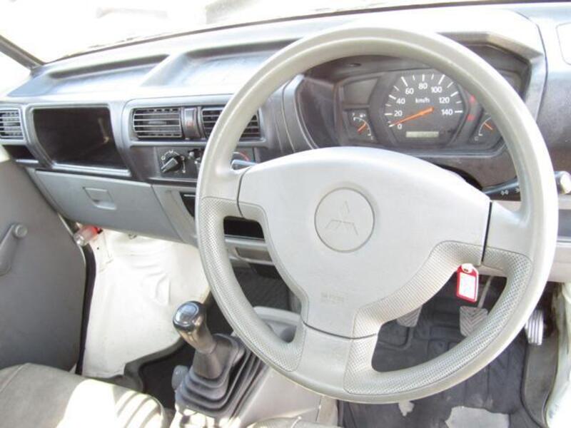 MINICAB TRUCK