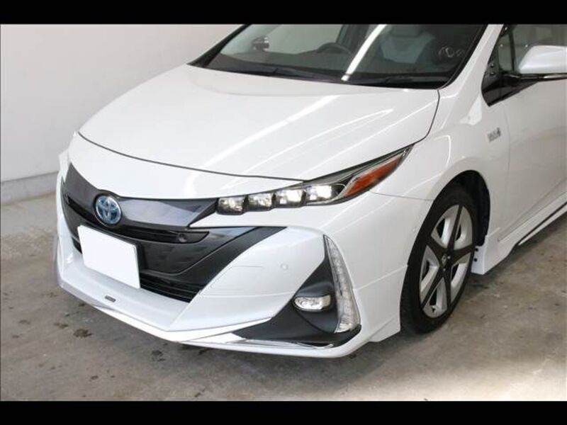 PRIUS PHV