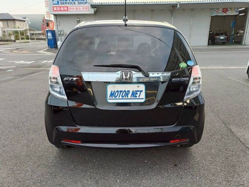 FIT HYBRID