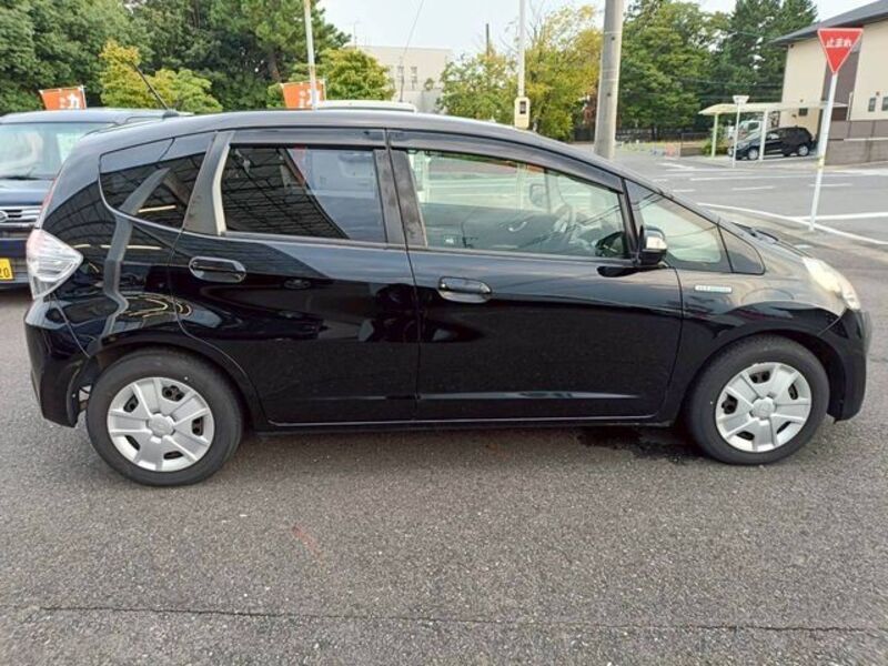 FIT HYBRID