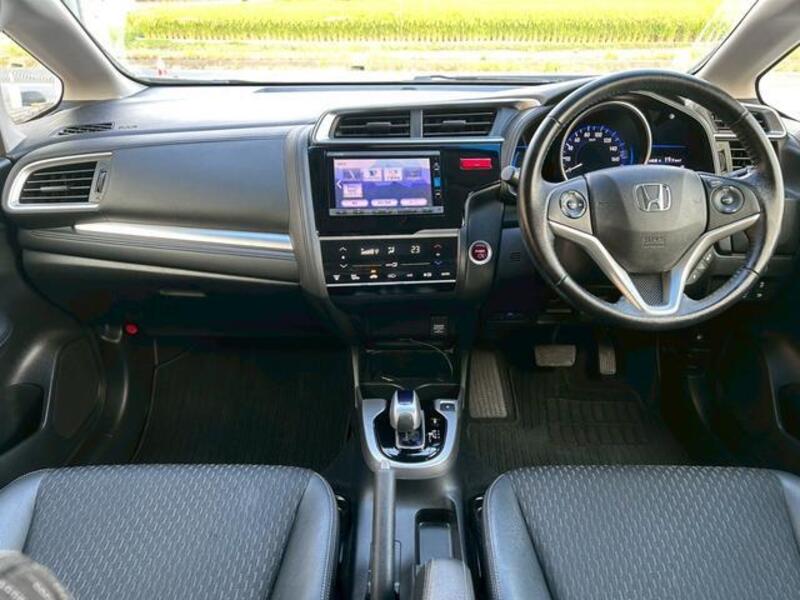 FIT HYBRID