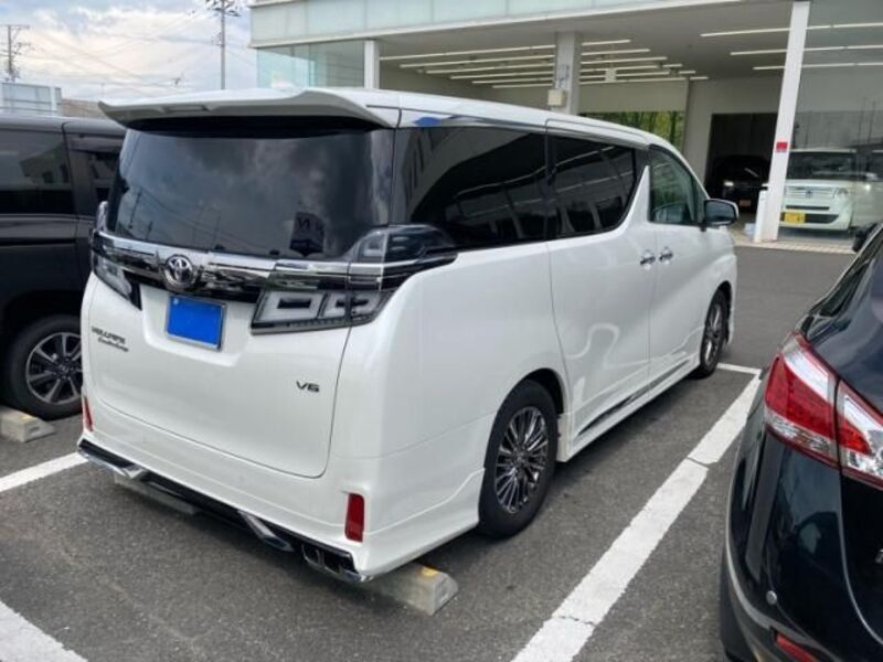 VELLFIRE