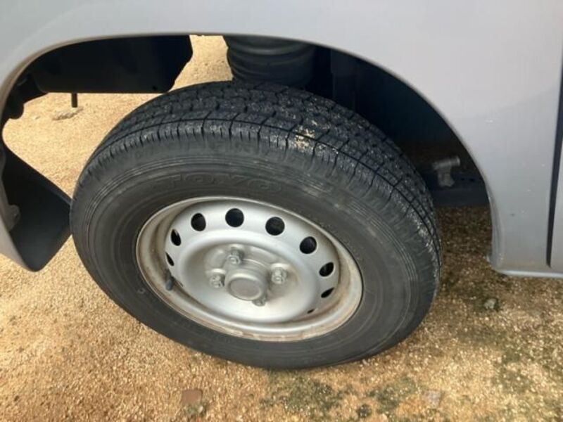 MINICAB VAN