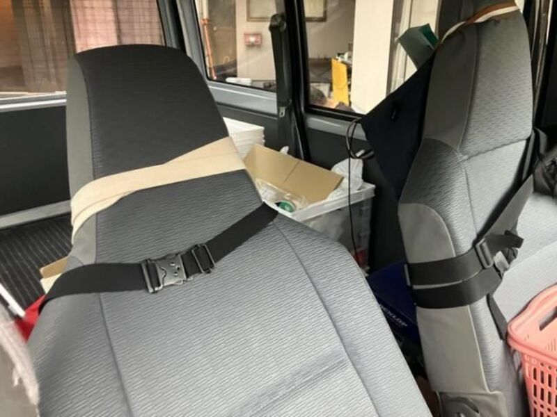 MINICAB VAN