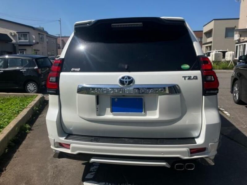 LAND CRUISER PRADO