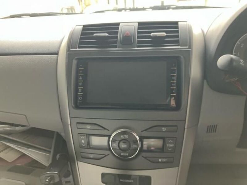 COROLLA AXIO