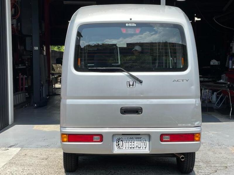 ACTY VAN
