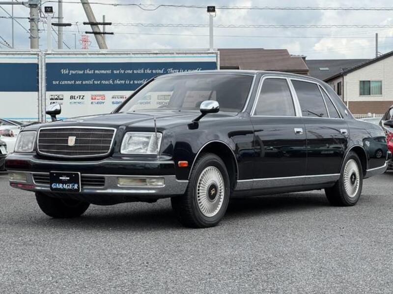 TOYOTA CENTURY