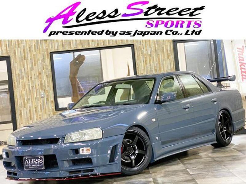 NISSAN SKYLINE