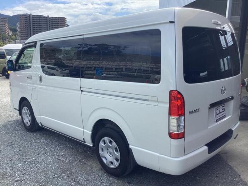 HIACE VAN