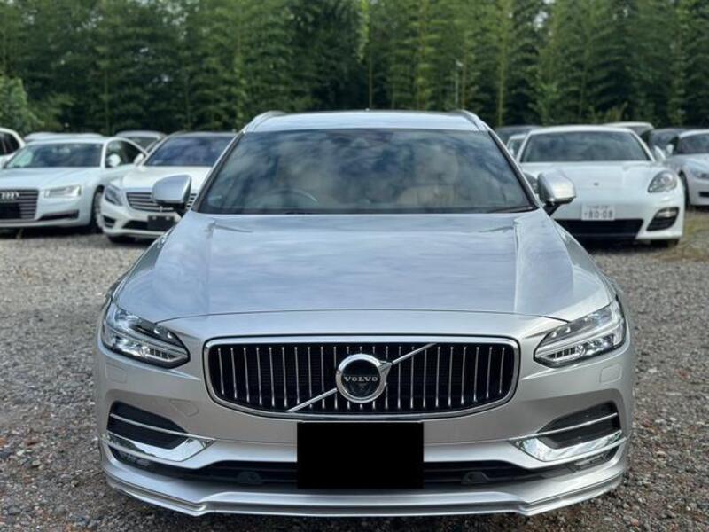 V90