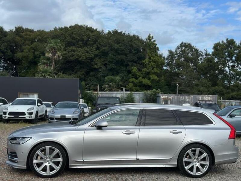 V90