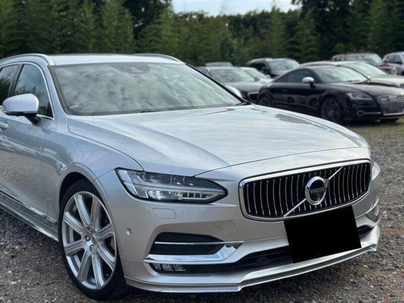 V90