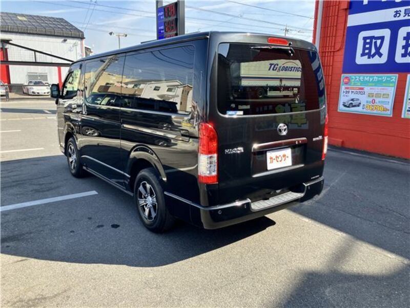 HIACE VAN