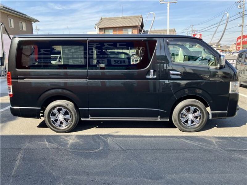 HIACE VAN